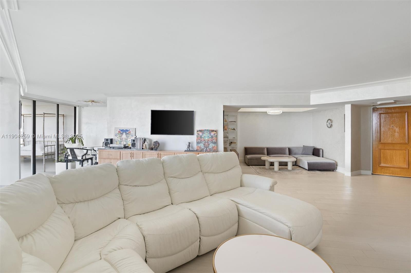 19707 Turnberry Way # 19H