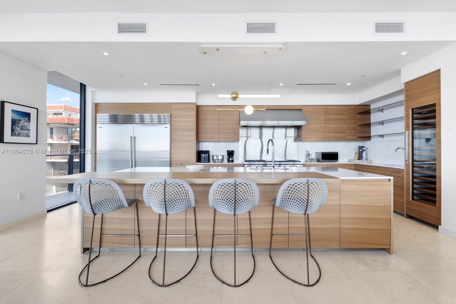 3581 E Glencoe St # 501