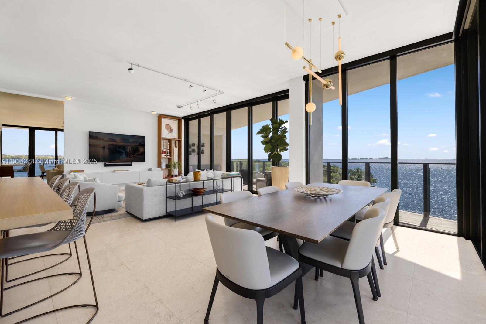 3581 E Glencoe St # 501