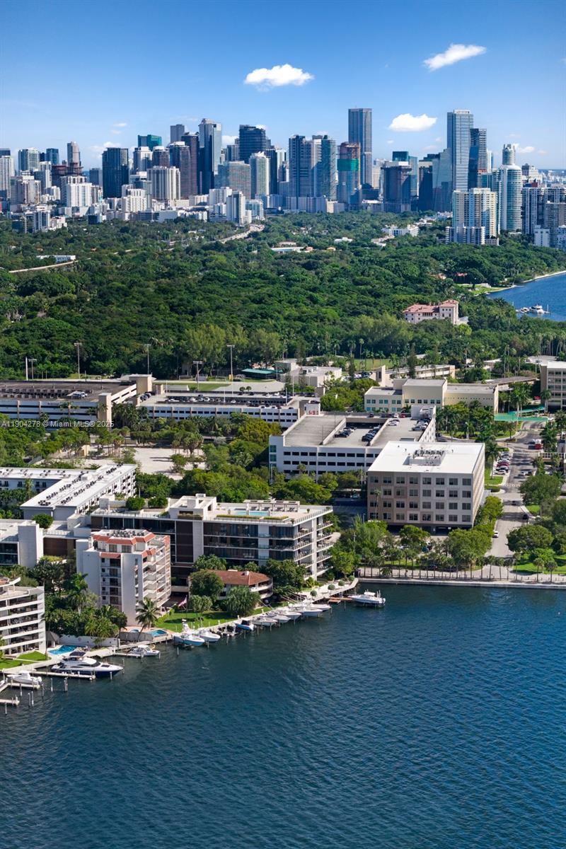 3581 E Glencoe St # 501