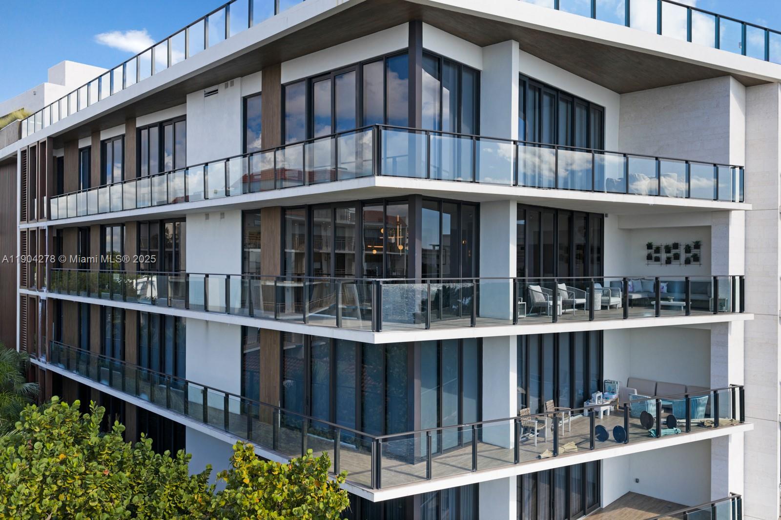 3581 E Glencoe St # 501