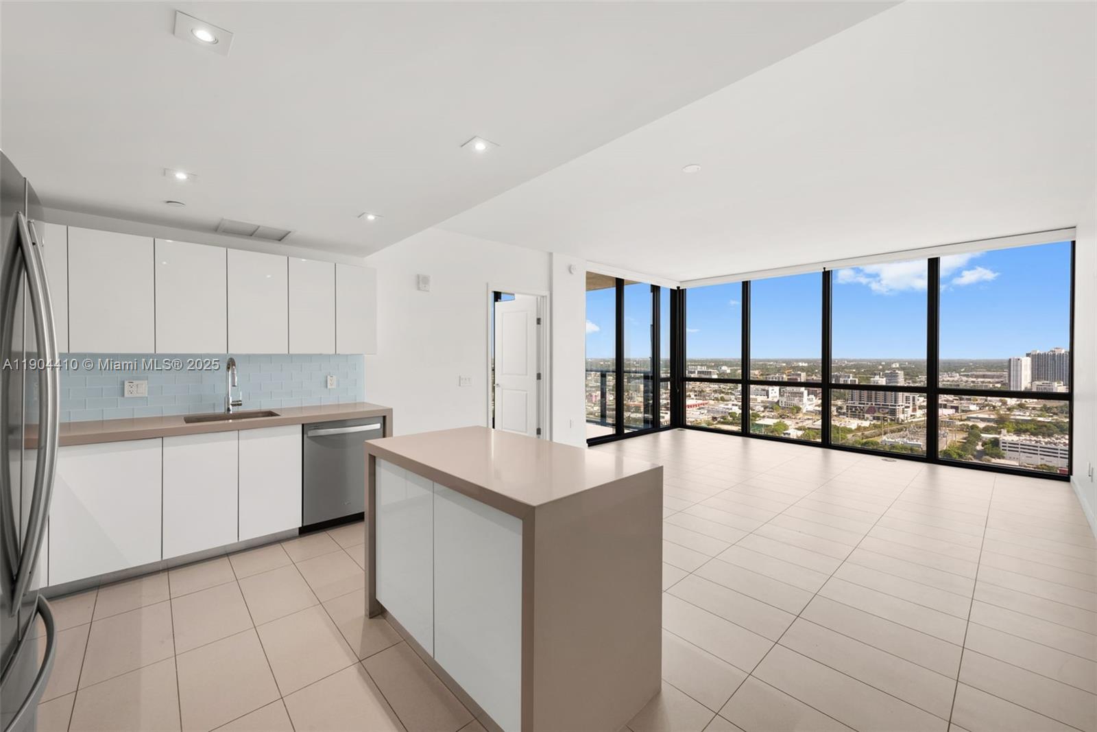 1600 NE 1st Ave # 3016