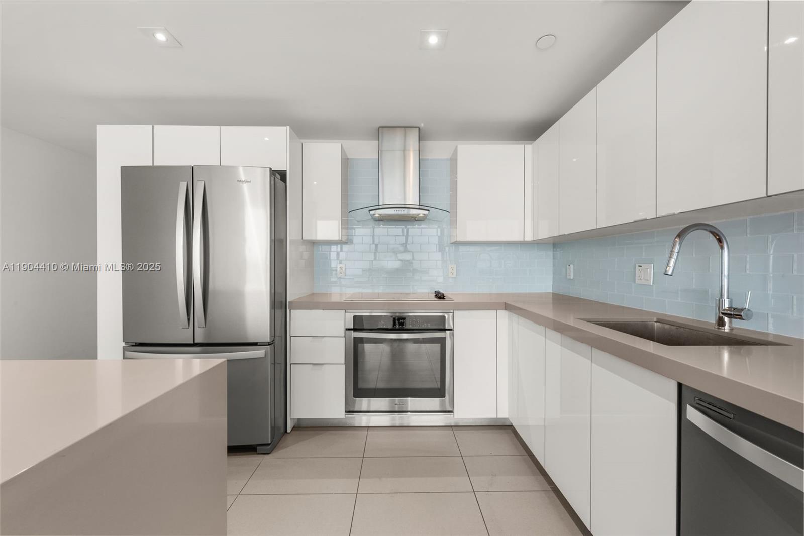 1600 NE 1st Ave # 3016