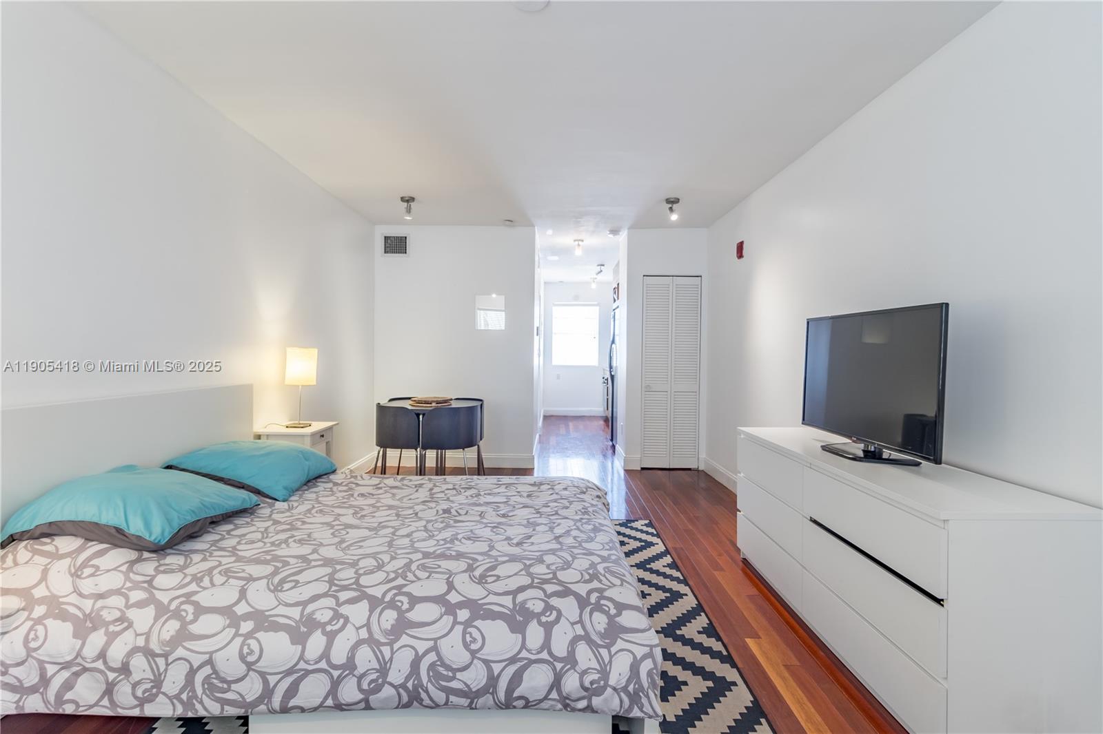 1340 Drexel Ave # 403