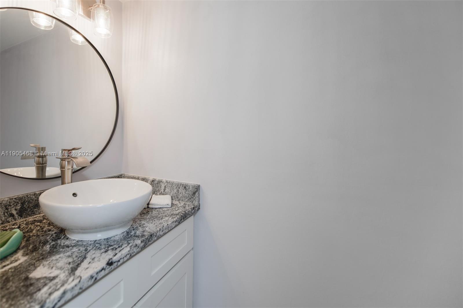 17800 Atlantic Blvd Unit: PH9