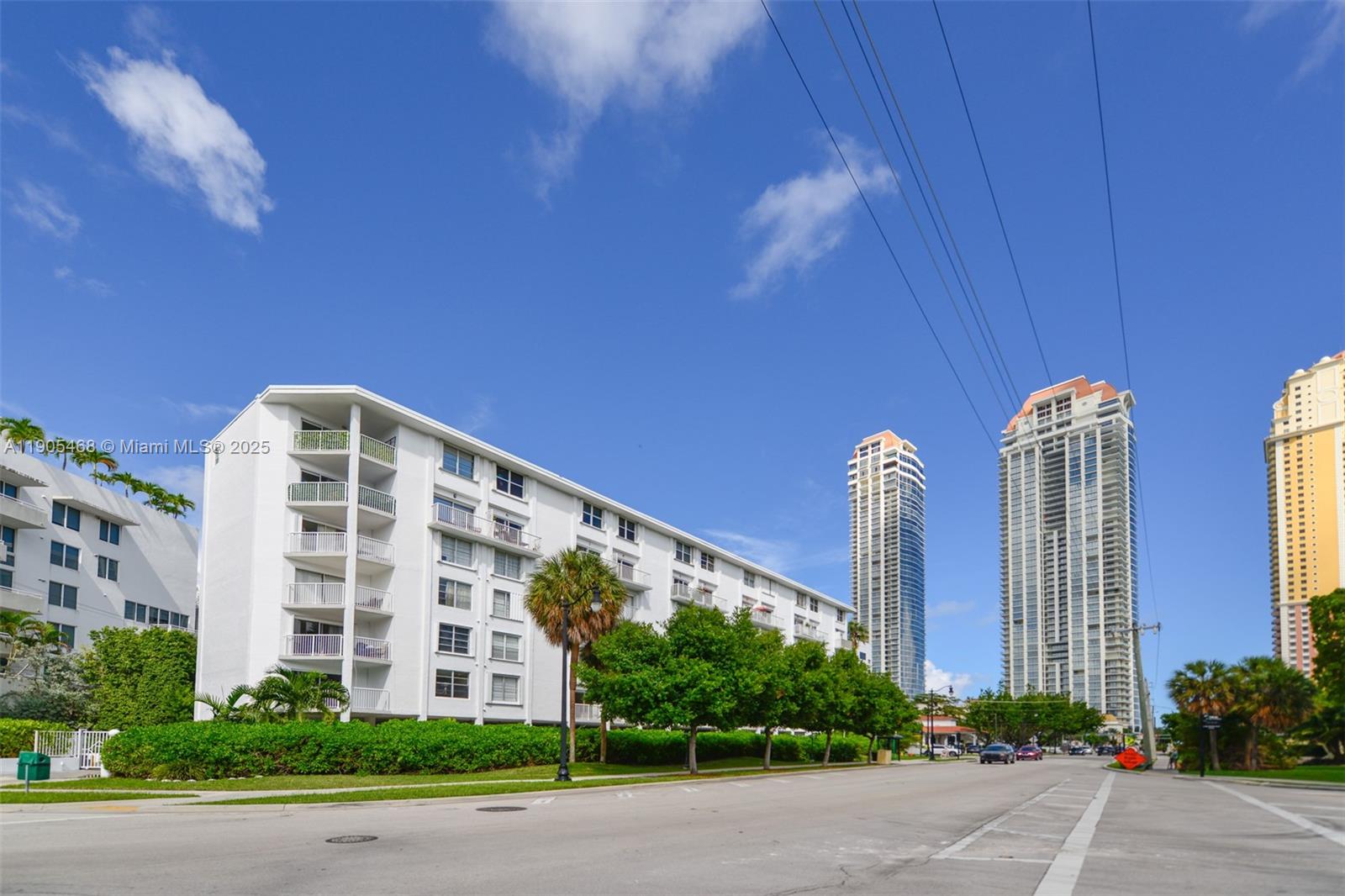17800 Atlantic Blvd Unit: PH9