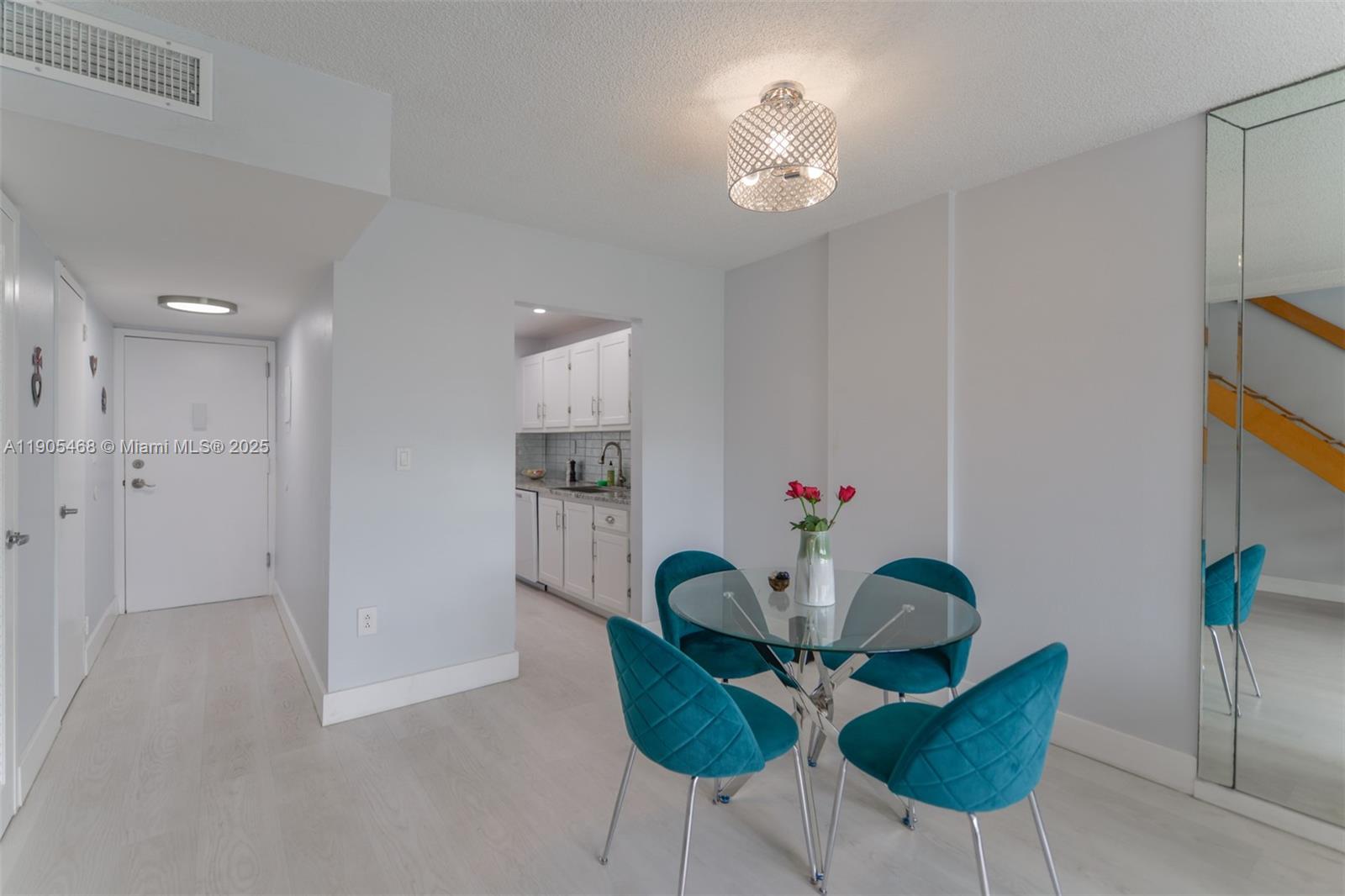 17800 Atlantic Blvd Unit: PH9