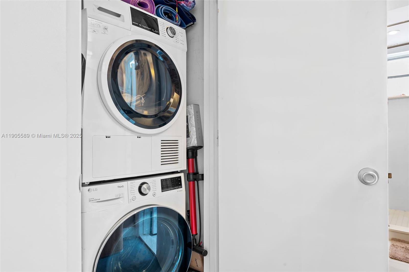 823 Jefferson Ave # 6