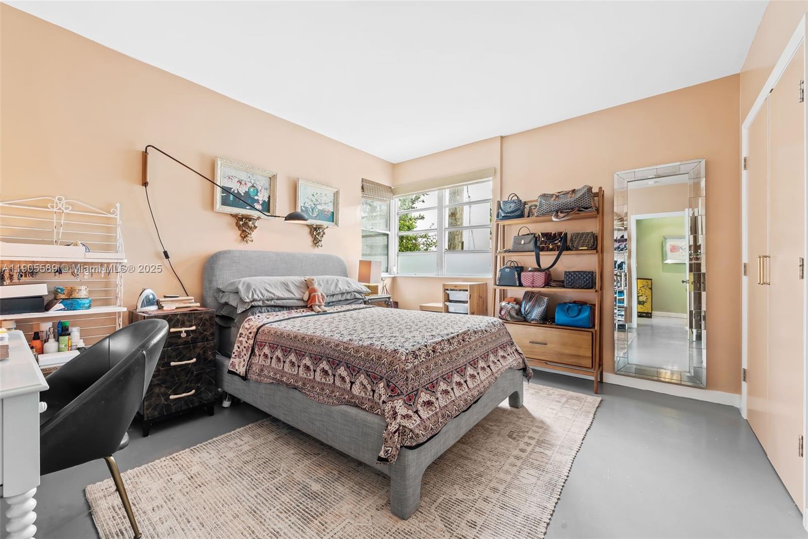 823 Jefferson Ave # 6