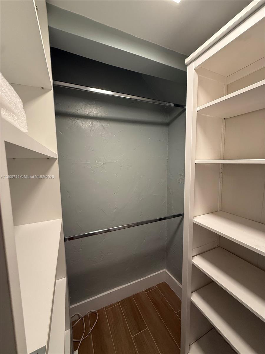 349 Meridian Ave # B103