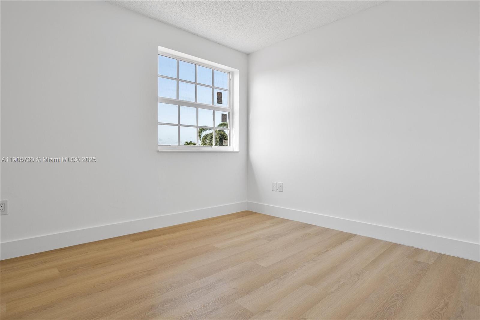 8501 NW 191st St # 8501