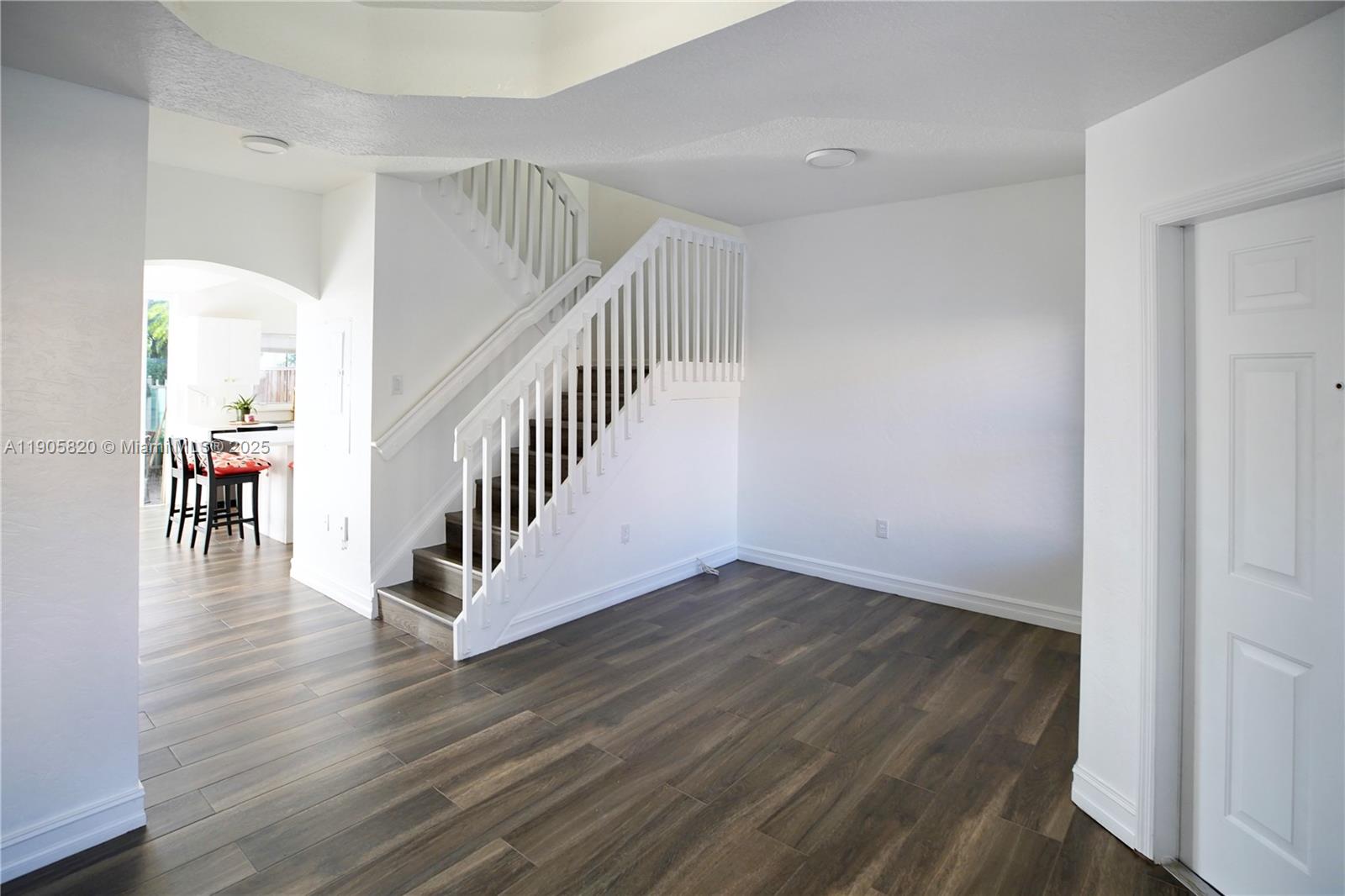 6101 NW 114th Ct # 124