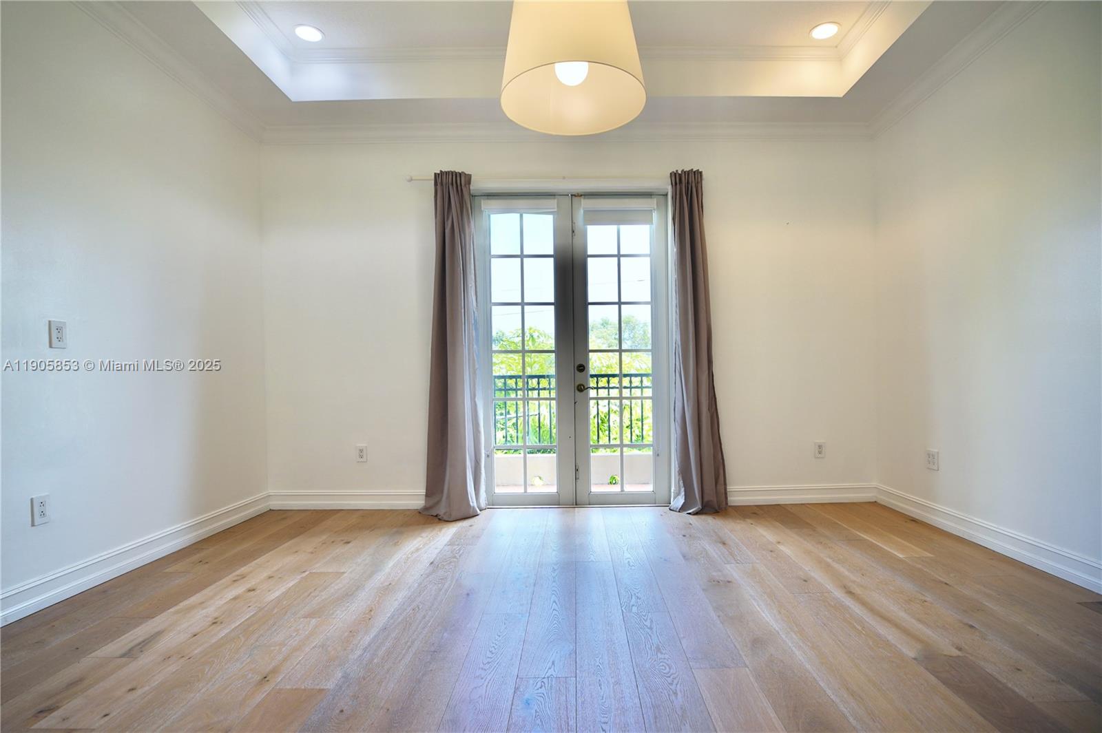 615 Santander Ave # B