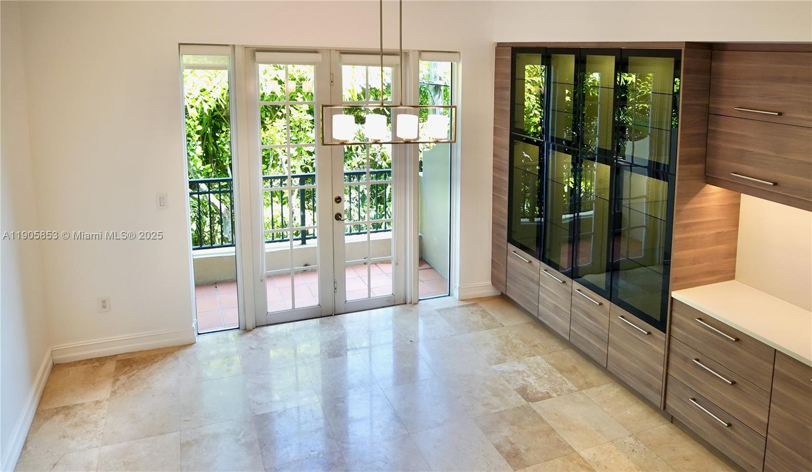 615 Santander Ave # B