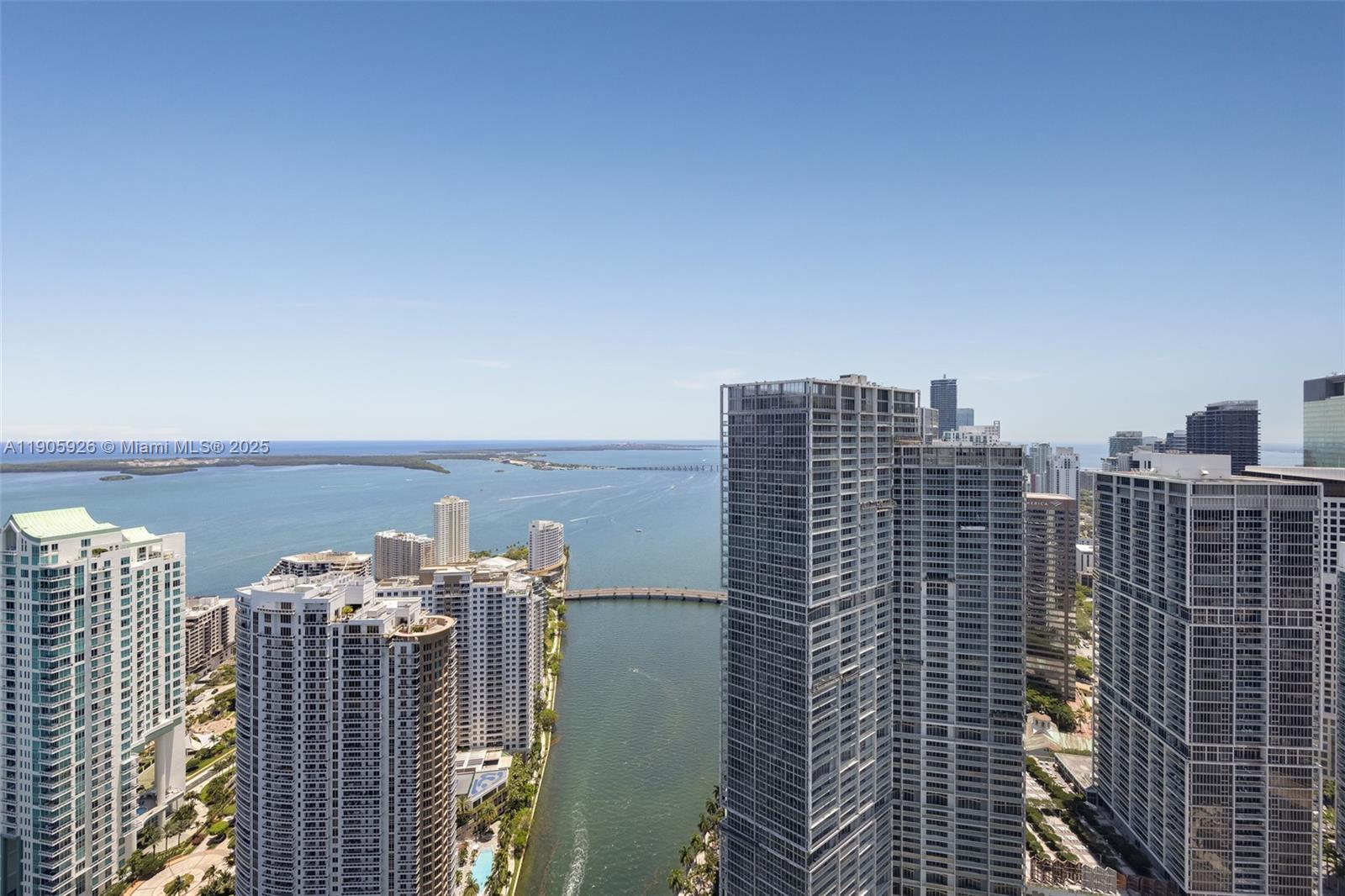 300 Biscayne Boulevard Way # 5205W
