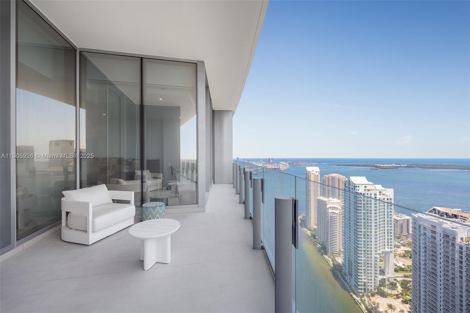300 Biscayne Boulevard Way # 5205W