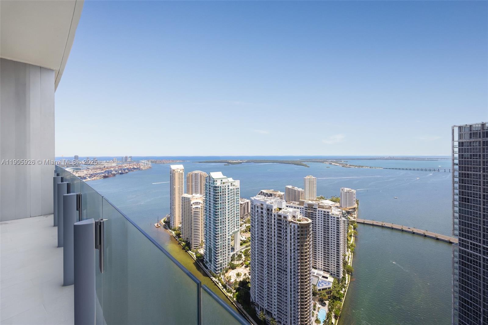 300 Biscayne Boulevard Way # 5205W