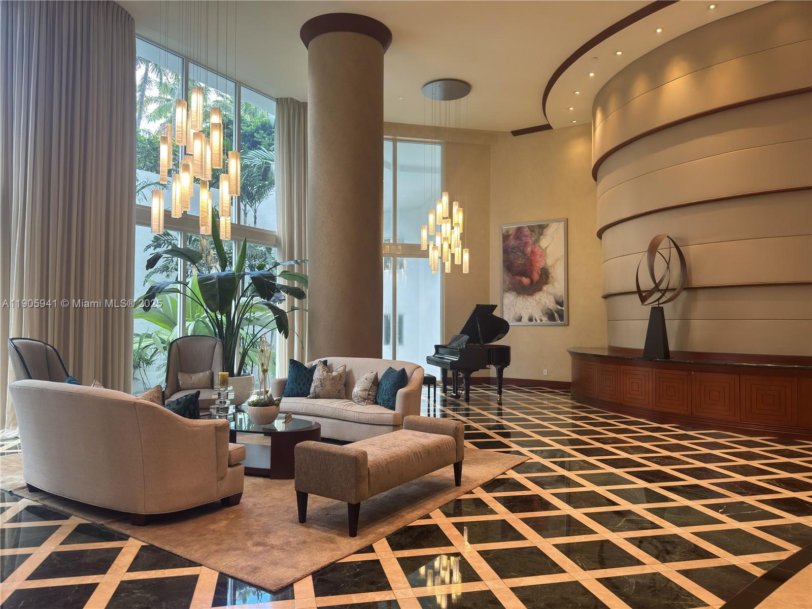 21050 Point Pl # 401