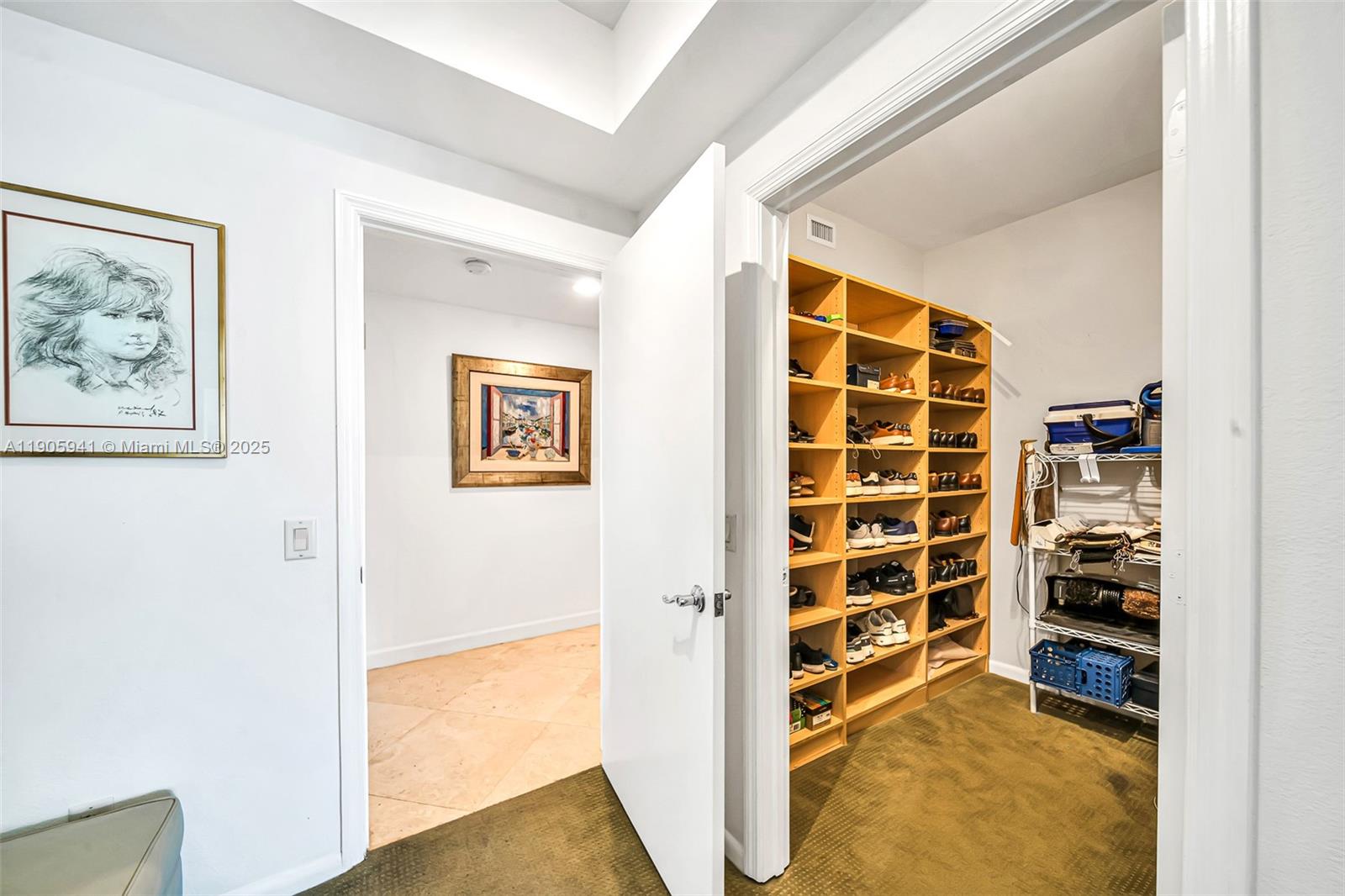 21050 Point Pl # 401