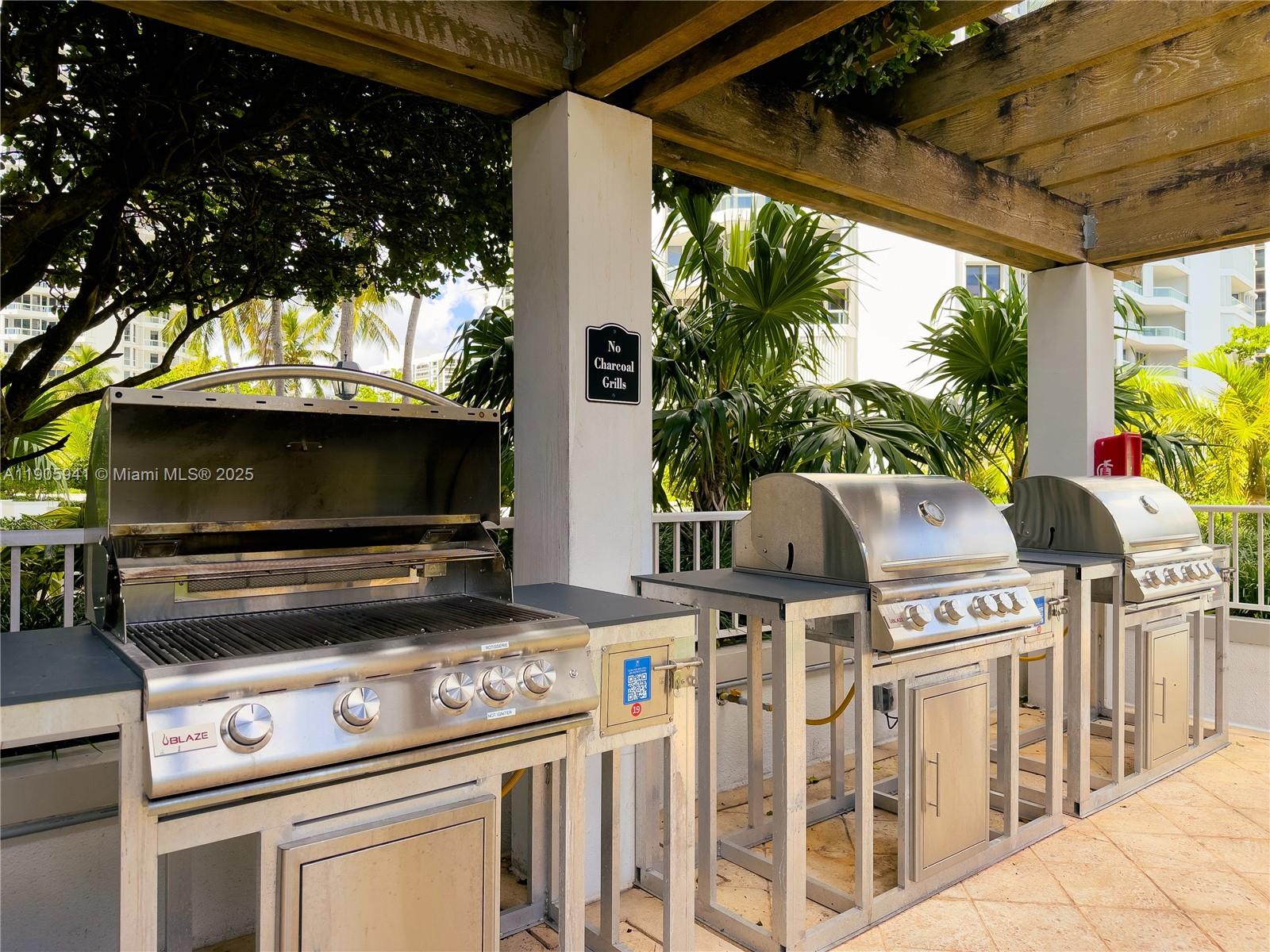 21050 Point Pl # 401