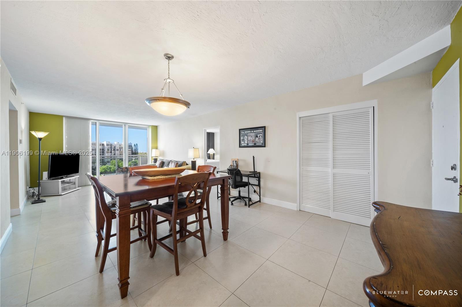3000 S Ocean Dr # 520