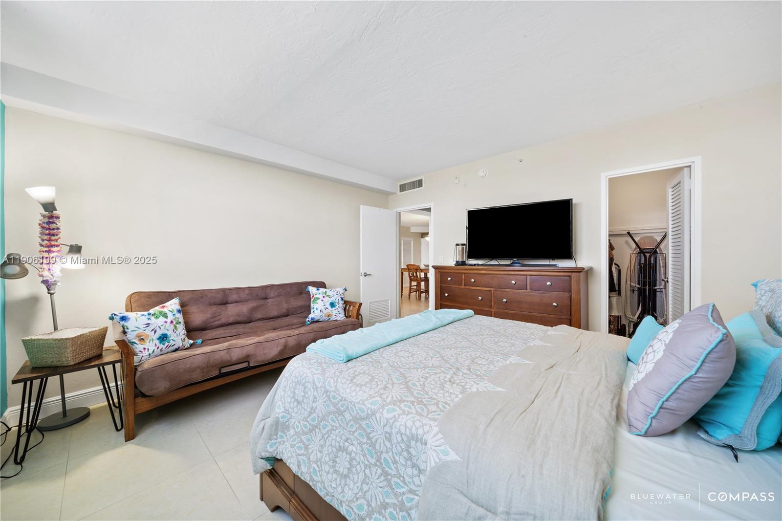 3000 S Ocean Dr # 520