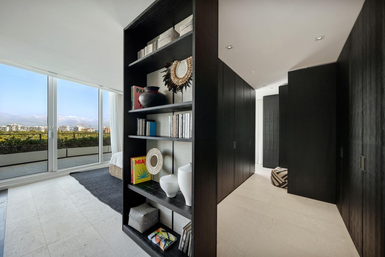 4701 N Meridian Ave Unit: UPH21