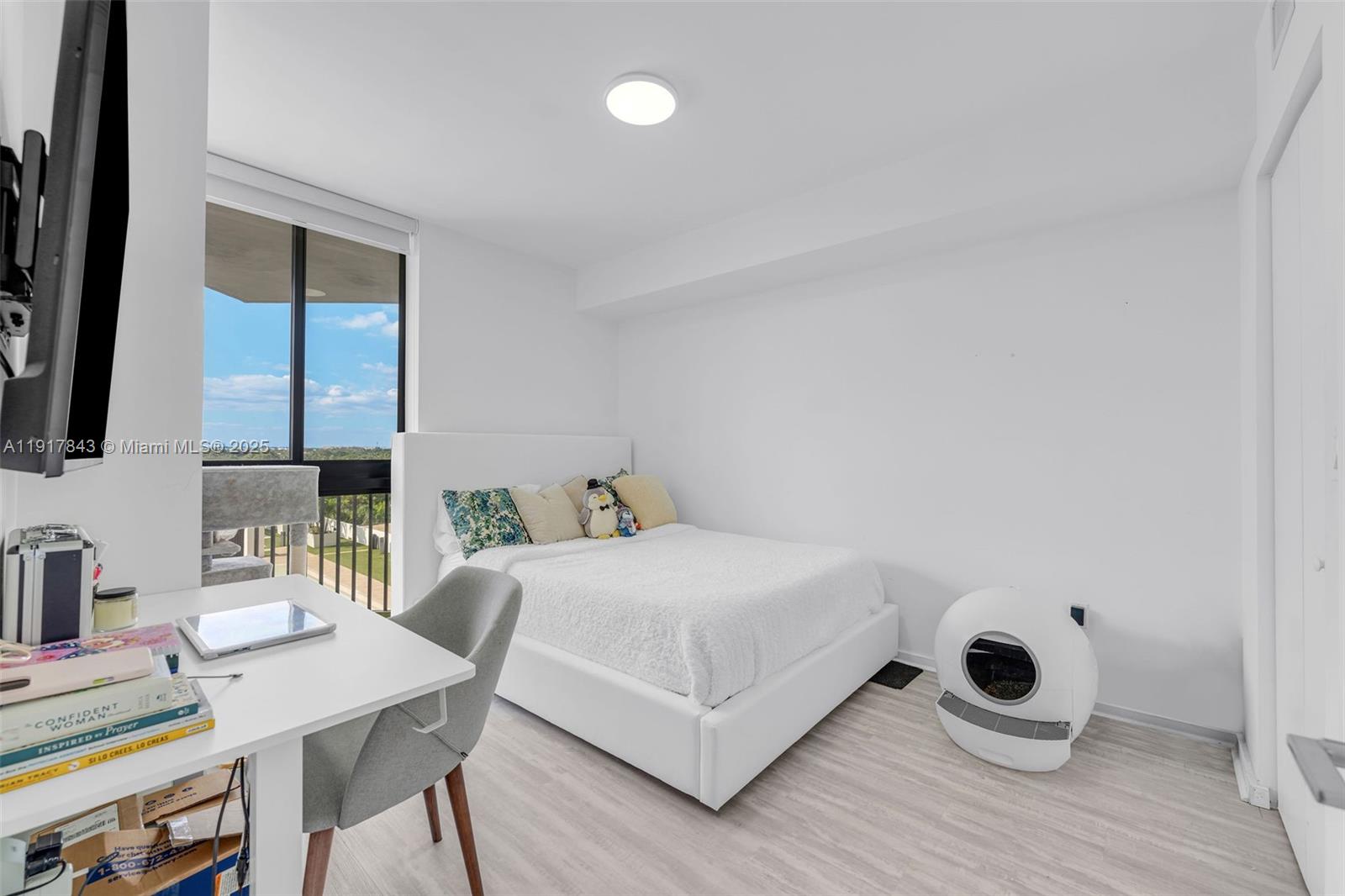 5252 NW 85th Ave # 504