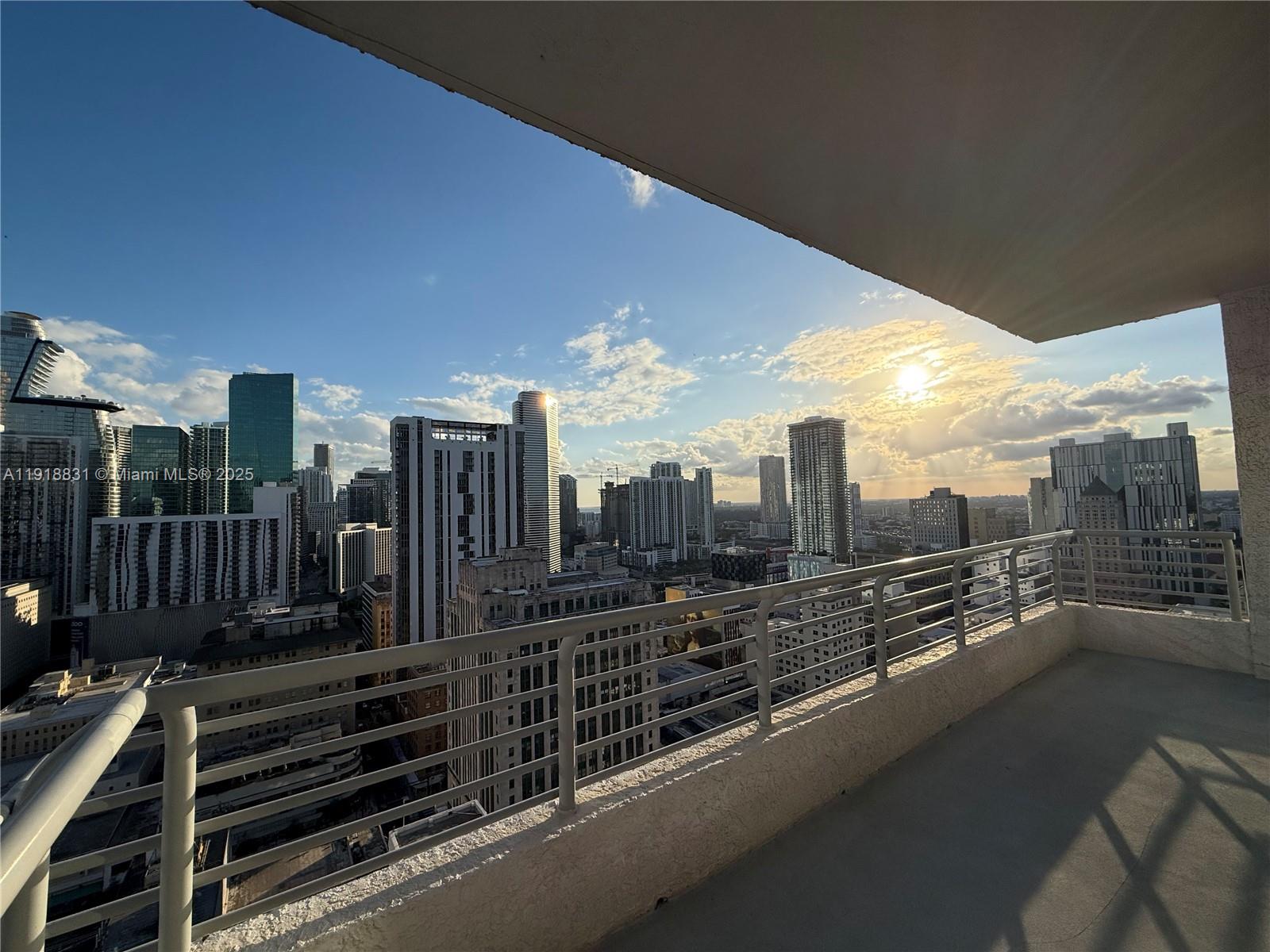 133 NE 2nd Ave # 2912