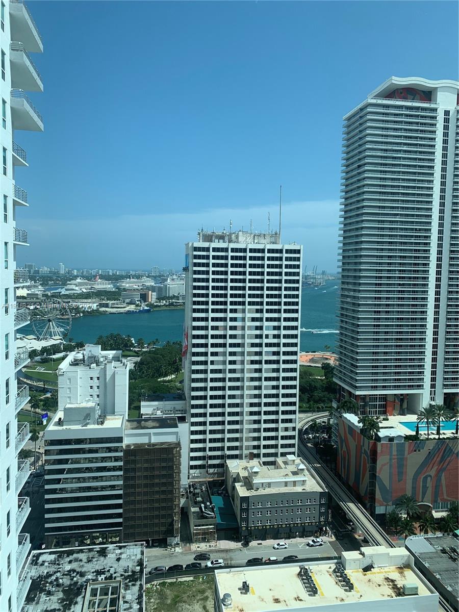 133 NE 2nd Ave # 2912