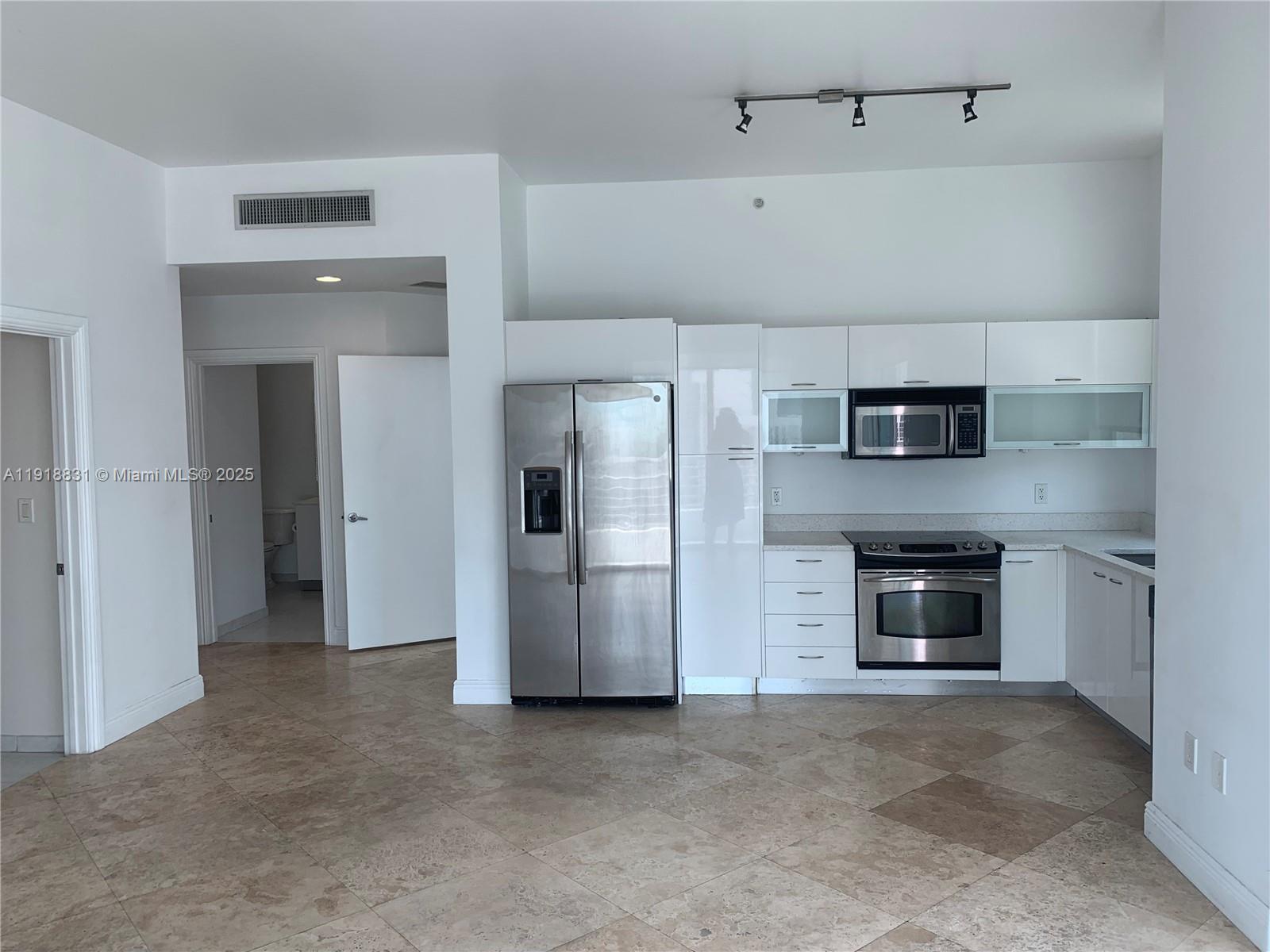 133 NE 2nd Ave # 2912