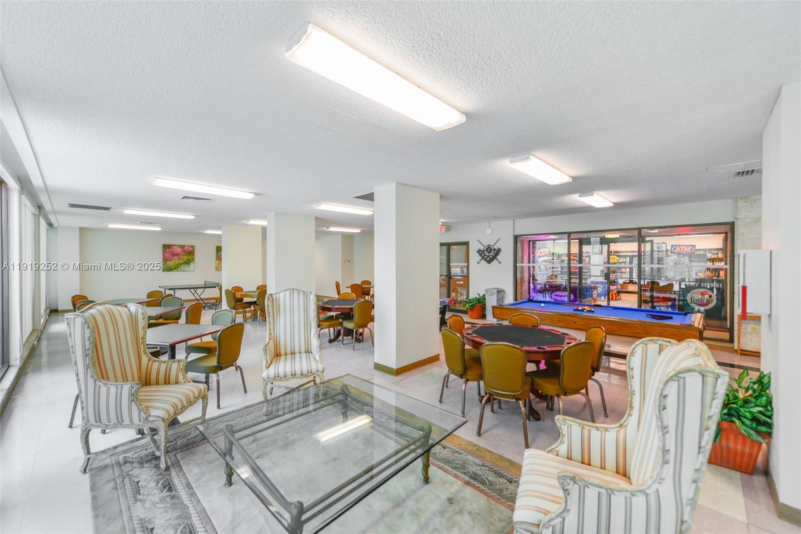 1985 S Ocean Dr # 6J