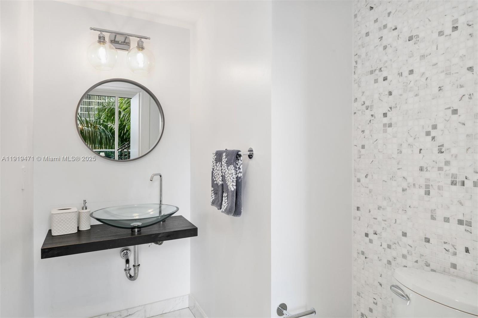 200 Biscayne Boulevard Way # 303