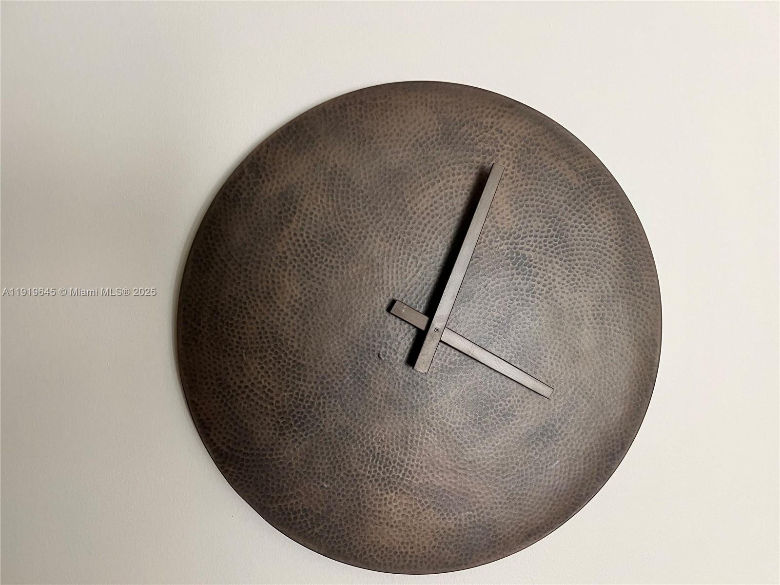 1621 Collins Ave # 802