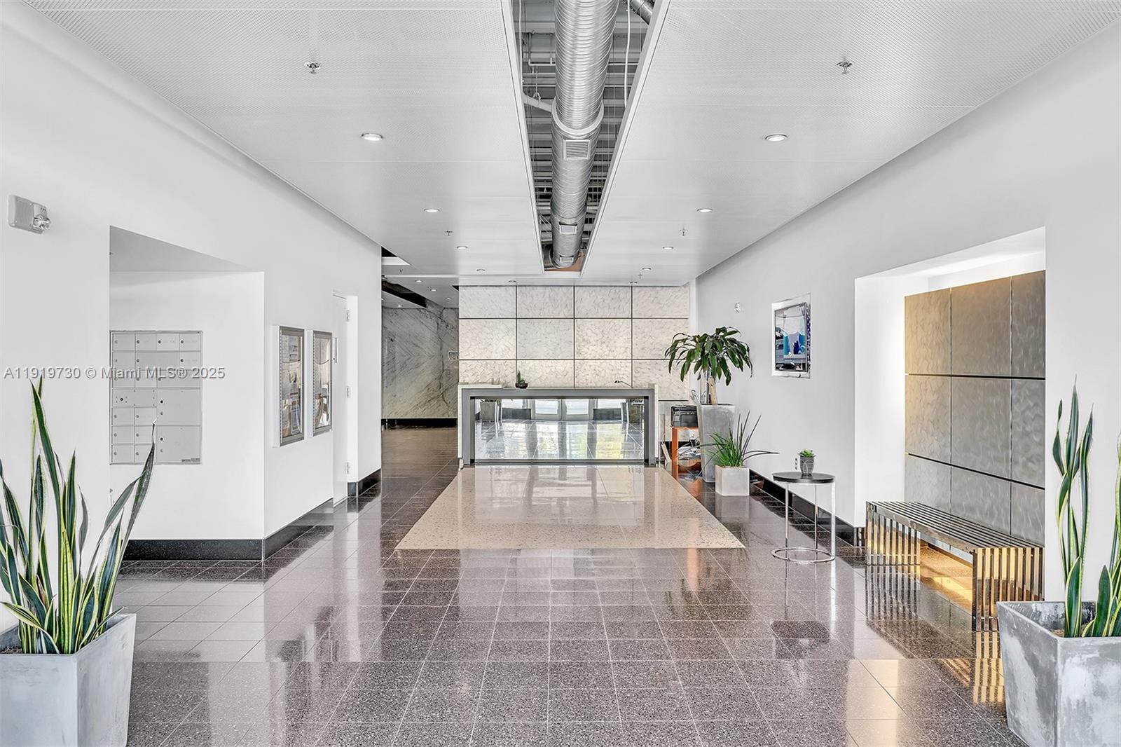 8101 Biscayne Blvd # 615 Unit: R-615