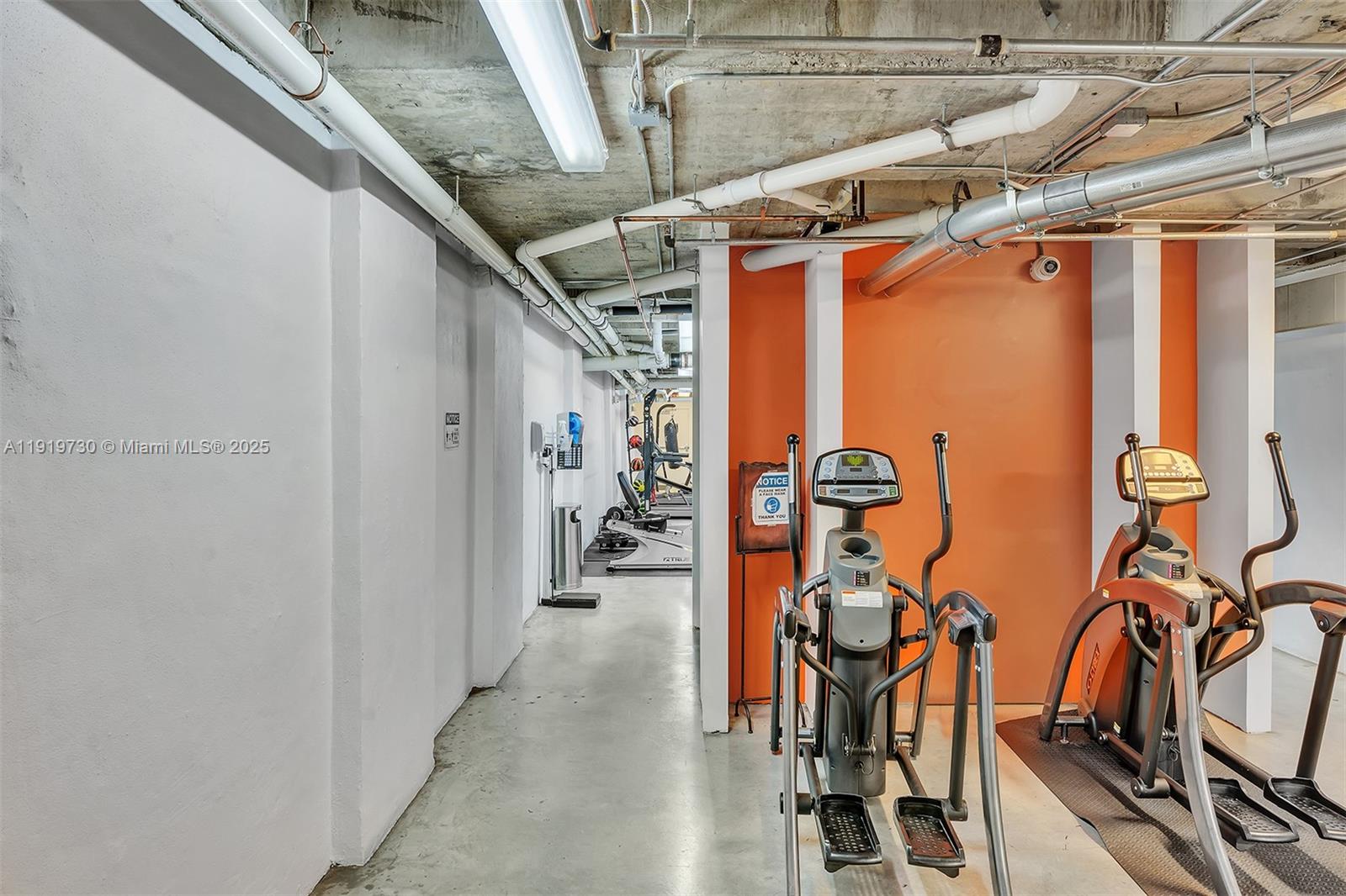 8101 Biscayne Blvd # 615 Unit: R-615