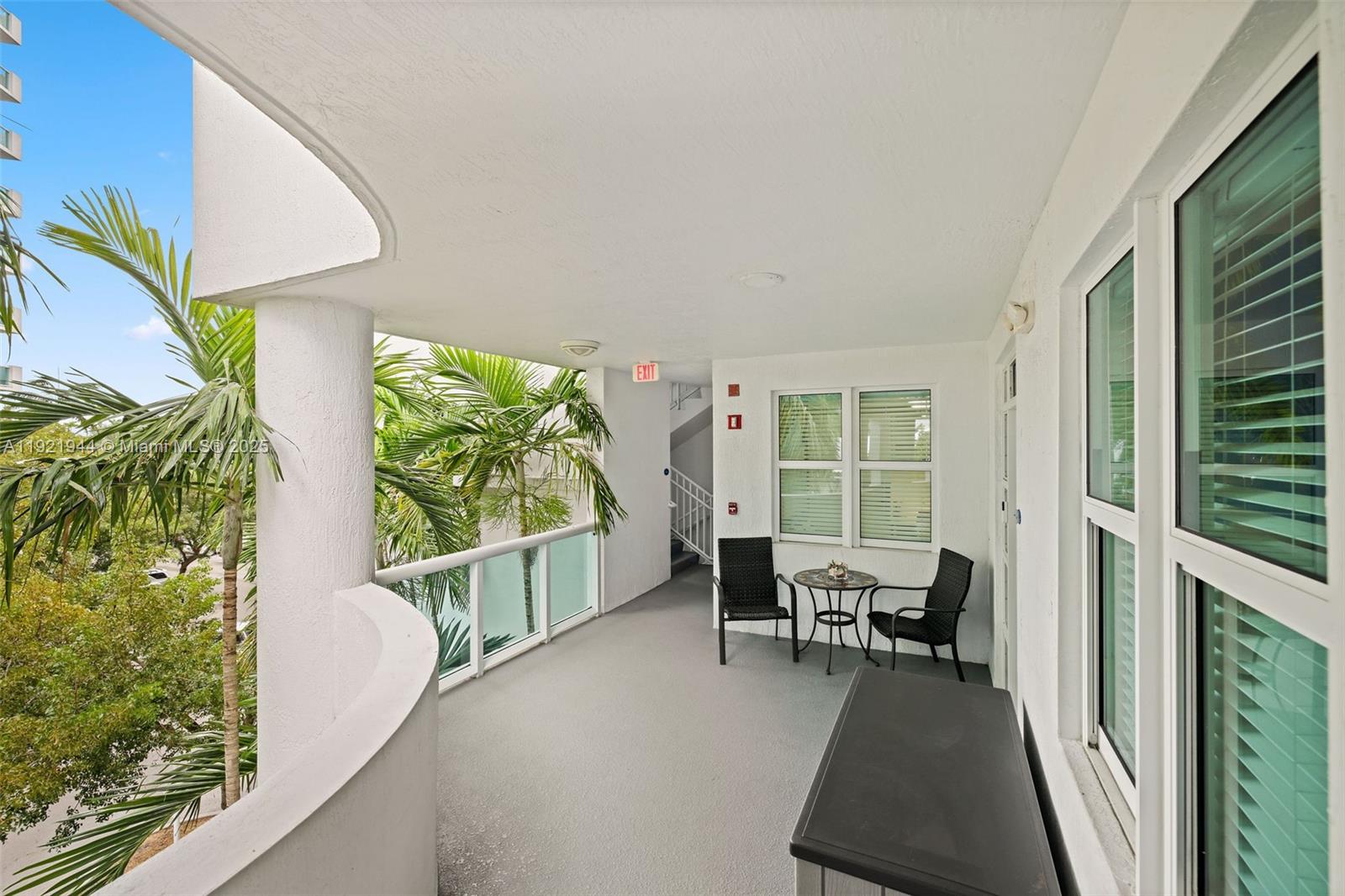 7914 Harbor Island Dr # 303