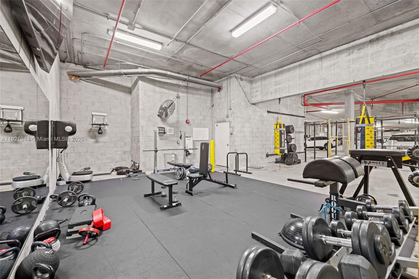 7914 Harbor Island Dr # 303