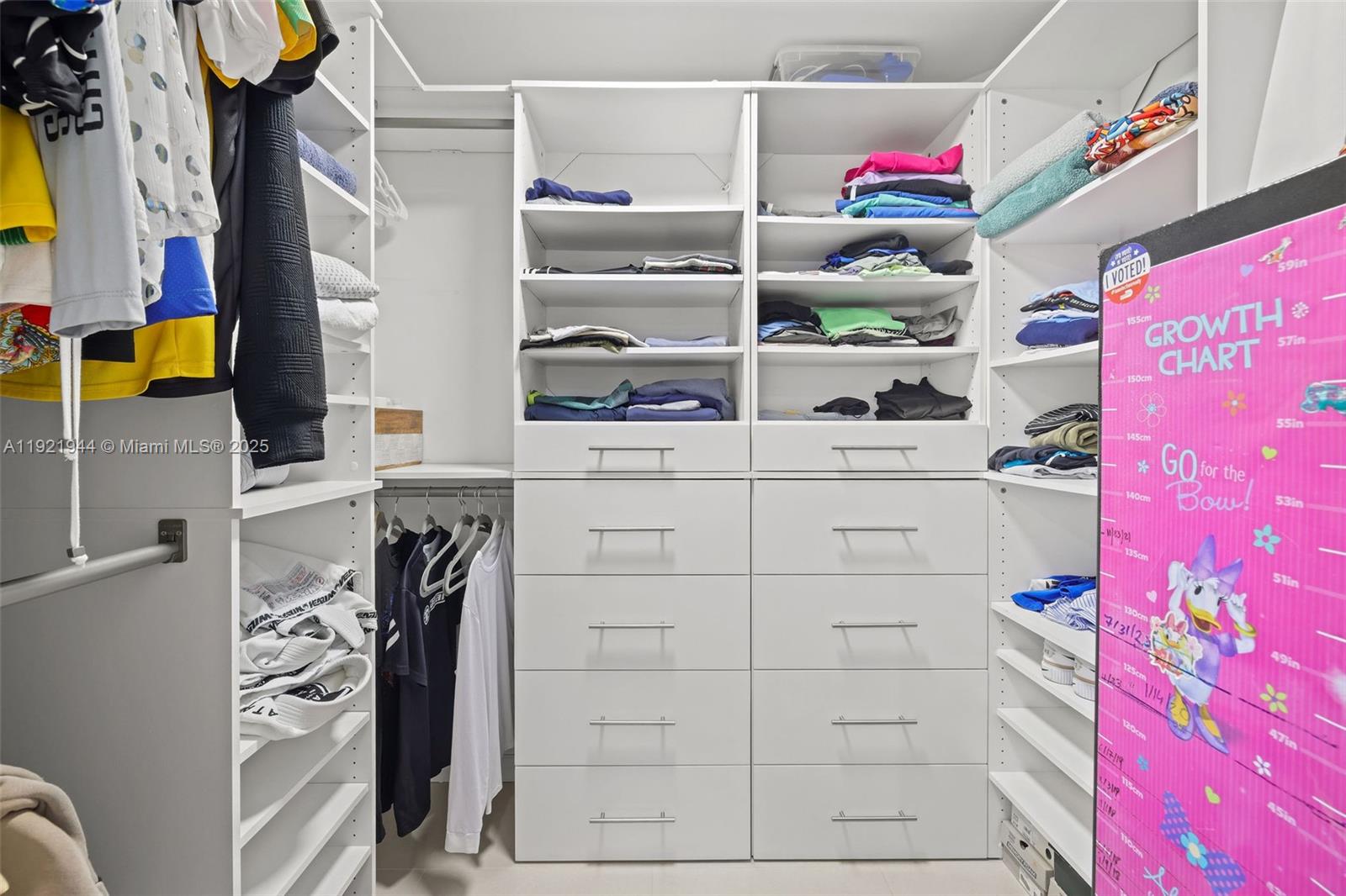 7914 Harbor Island Dr # 303