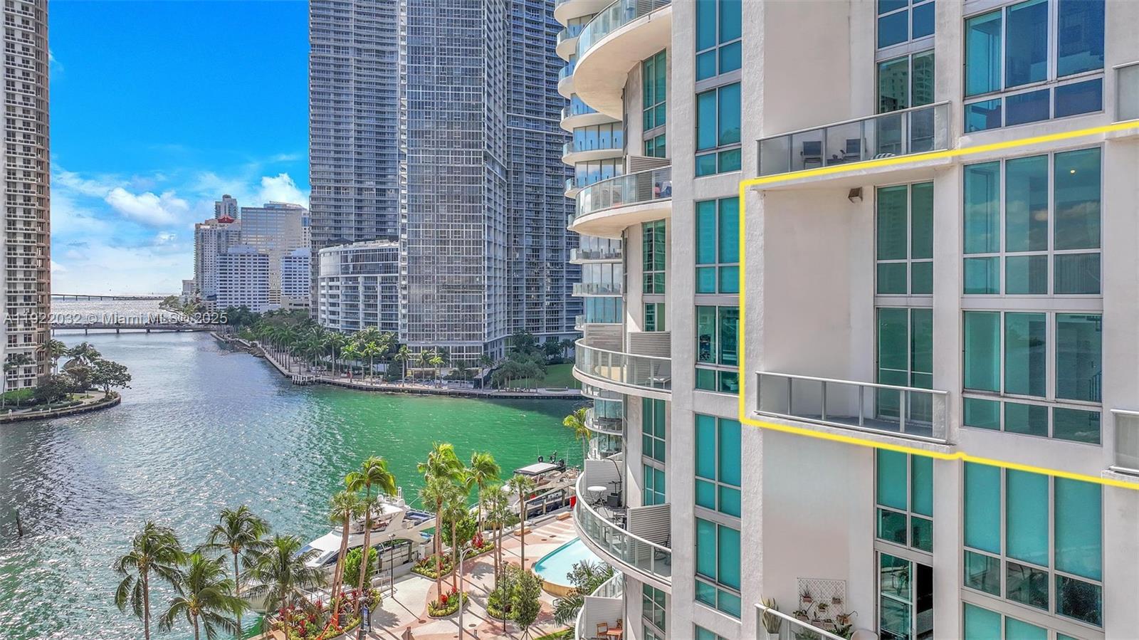 300 S Biscayne Blvd # 822 Unit: L-822