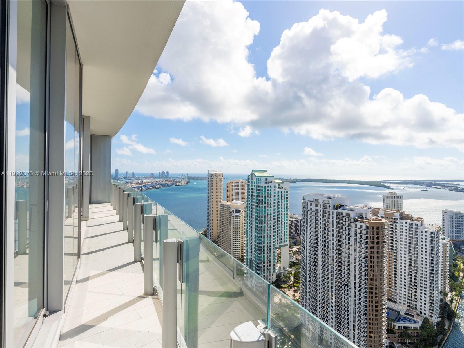 300 Biscayne Boulevard Way # 4305W