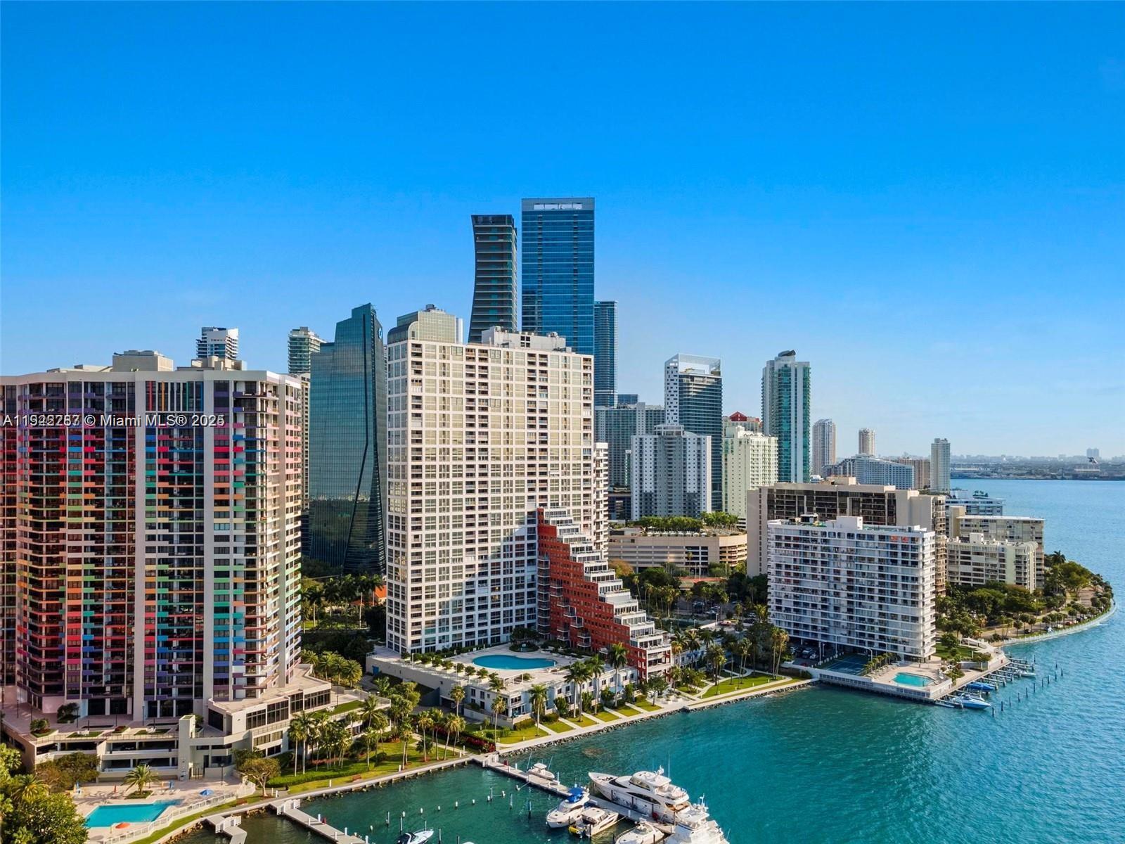1541 Brickell Ave # 3902 Unit: A-3902
