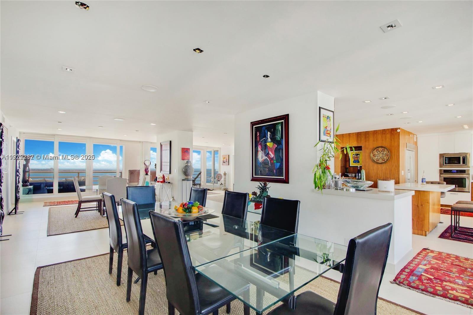 1541 Brickell Ave # 3902 Unit: A-3902