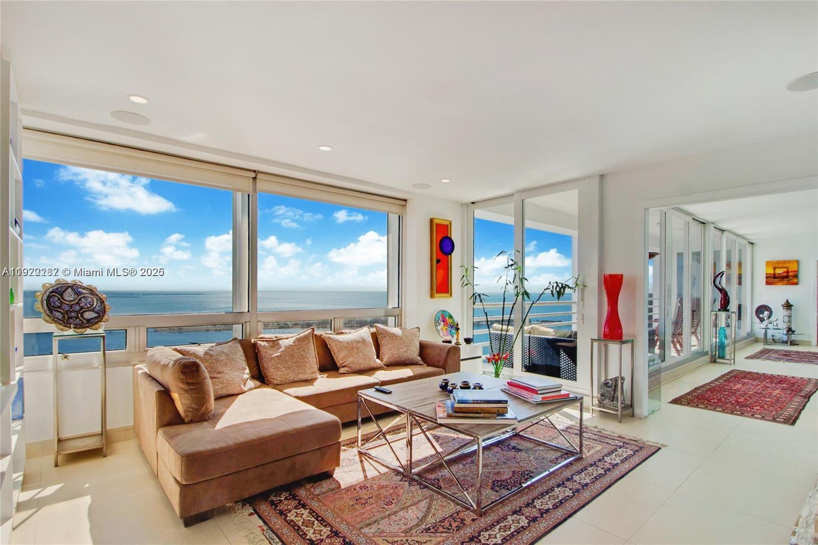 1541 Brickell Ave # 3902 Unit: A-3902