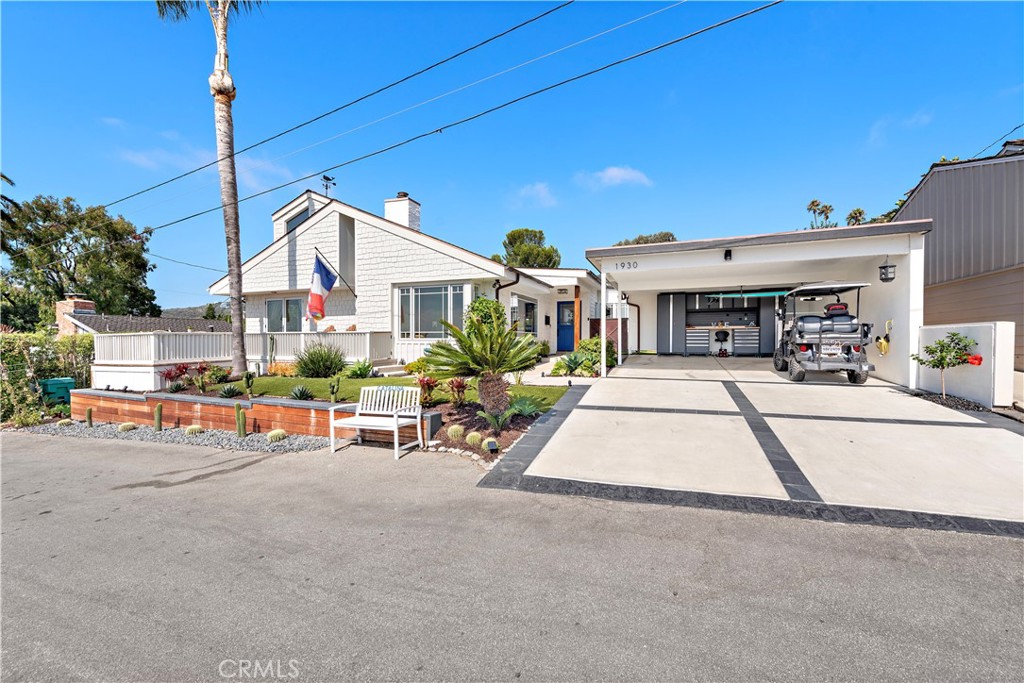1930 Catalina St