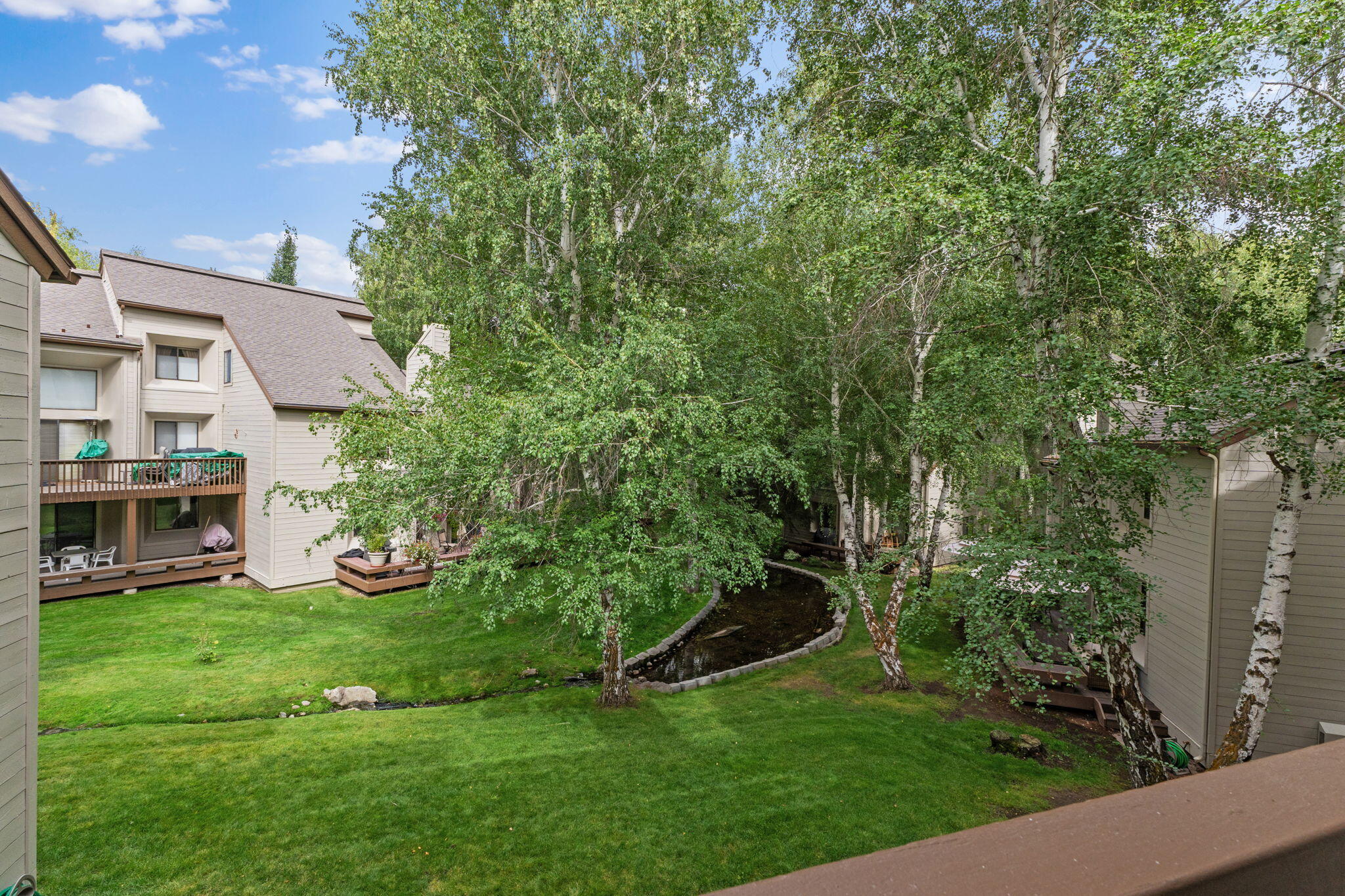 2405 Indian Springs Condo Dr