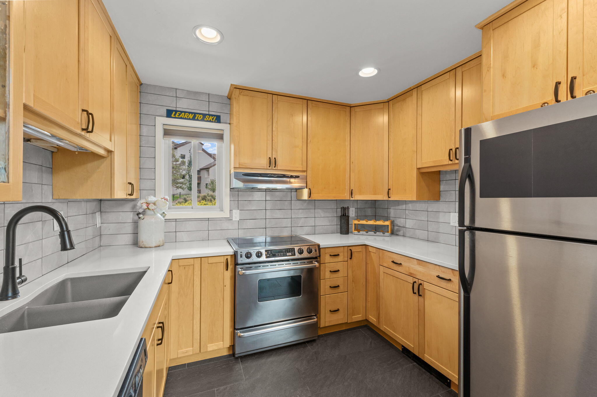 2405 Indian Springs Condo Dr