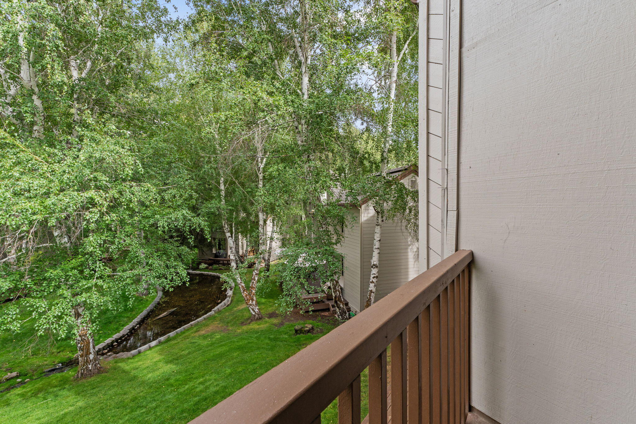 2405 Indian Springs Condo Dr