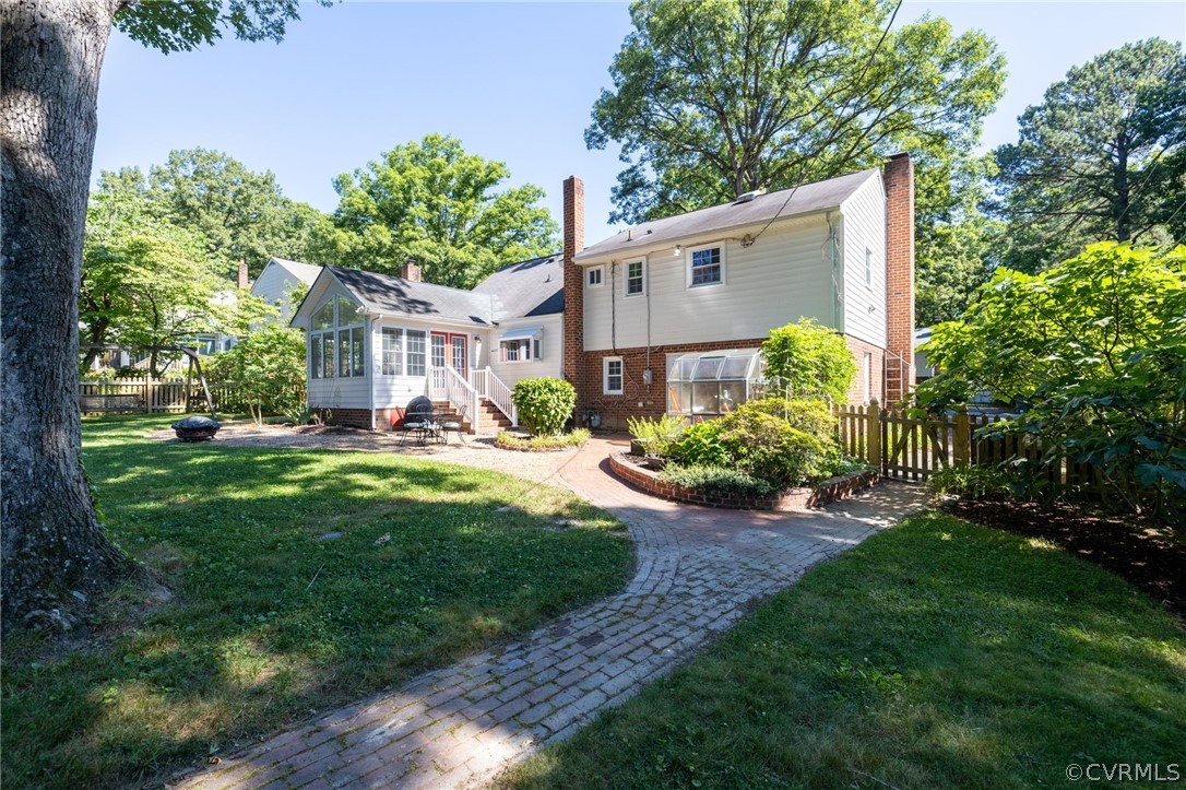 8003 Moorefield Rd