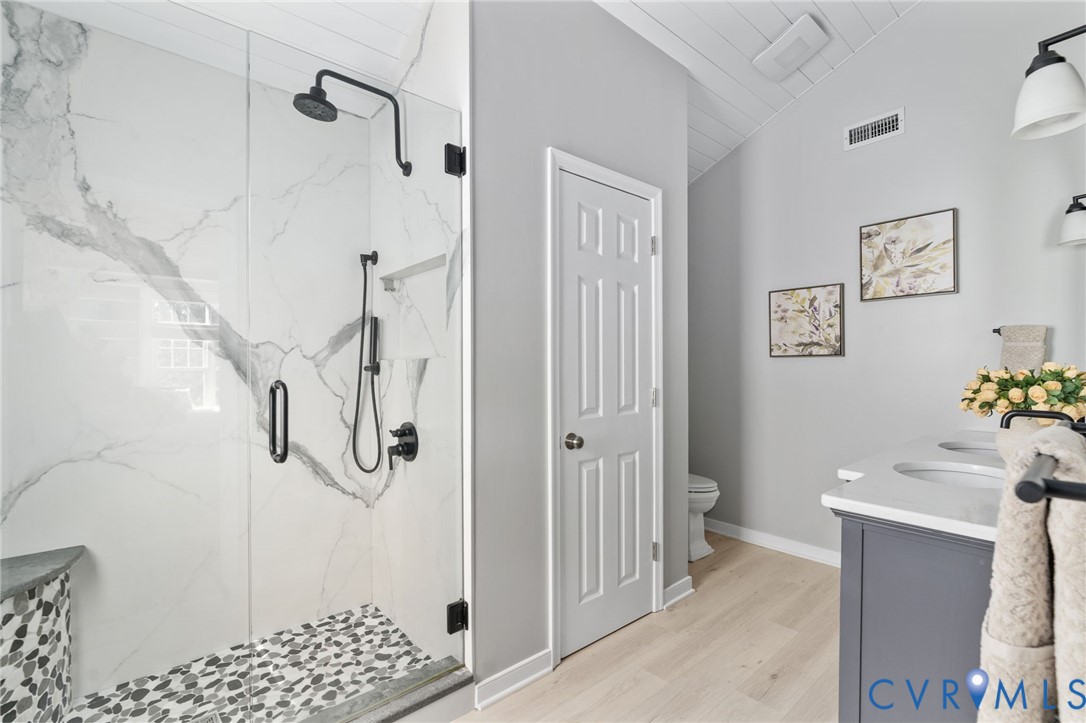 10928 Forest Trace Ln